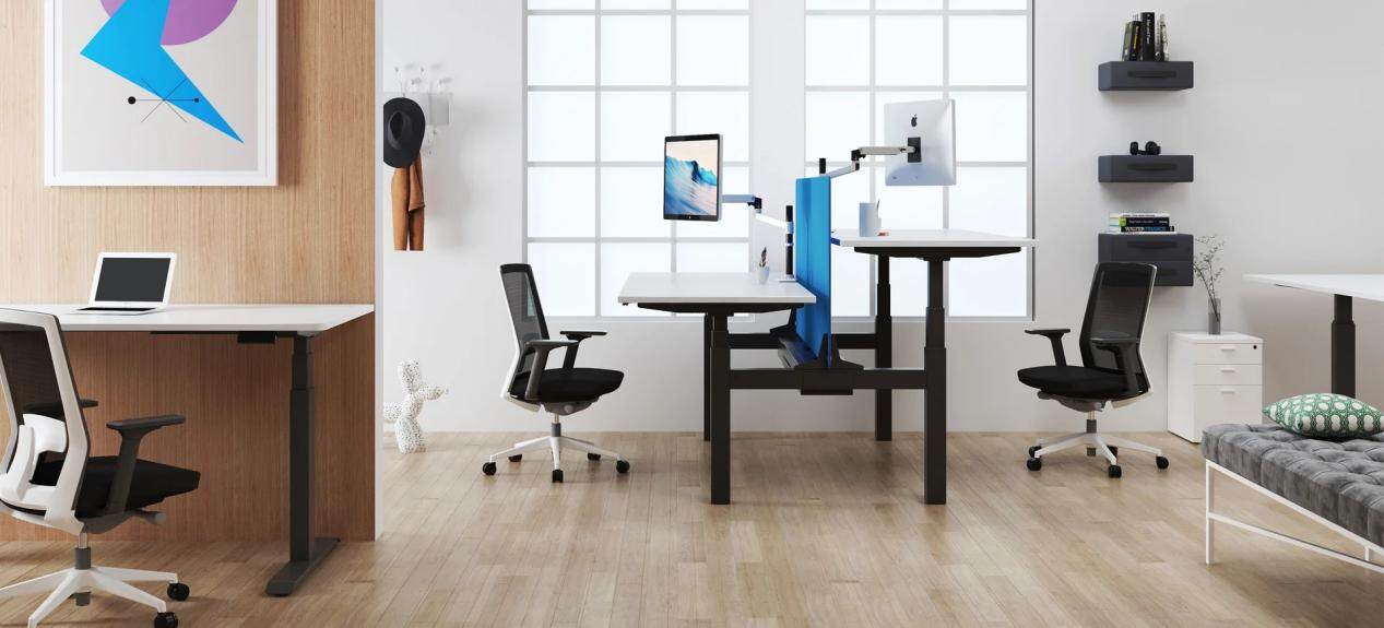Escritorios de trabajo con altura regulable