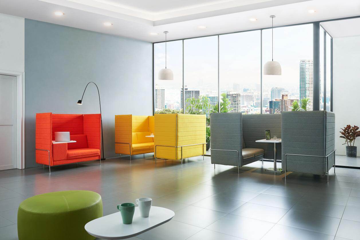 Mobiliario flexible para salas de oficina